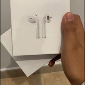 EarPods Gen 2  BRAND NEW